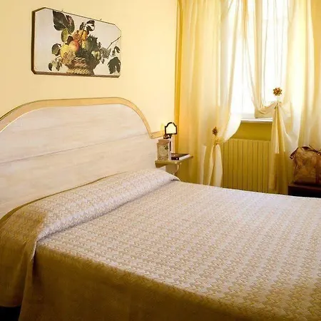 Pax Hotell 3*