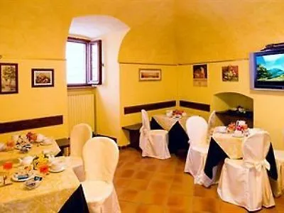 Pax Hotell 3*